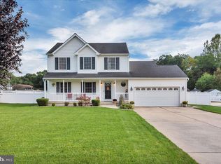 564 Fairview Ave, Hammonton, NJ 08037