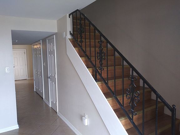 4th image of 7848 N Coronet Ct