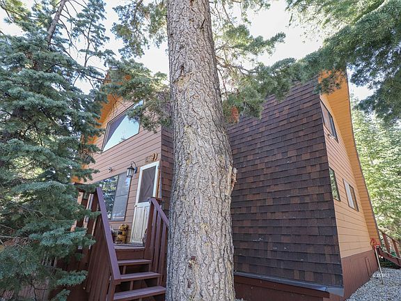 2nd image of 980 E Bonanza Rd