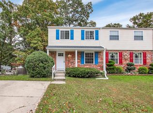 19 Heathrow Manor Ct, Nottingham, MD