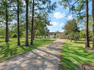 14905 Pine St, Santa Fe, TX 77517