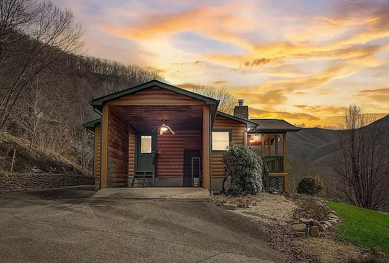 Sunshine Dr, Maggie Valley — Photo 3