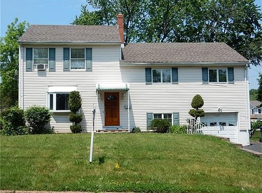 1st image of 301 Colonia Blvd