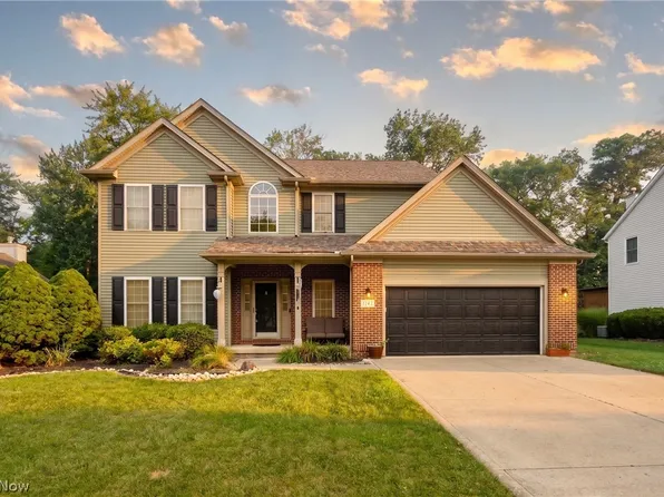 1147 Dover Dr, Medina, OH 44256