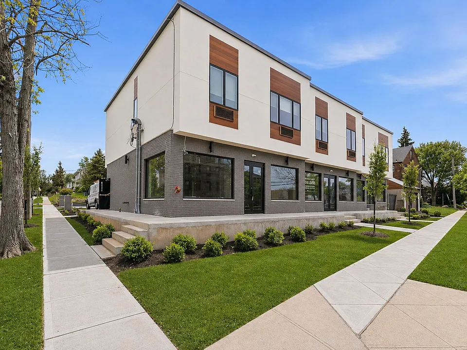850 Broad Ave #B