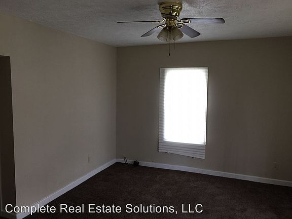 4th image of 1070 N Alton Ave