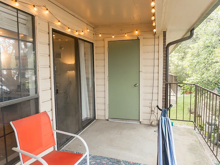 2505 Wedglea Dr — Photo 21