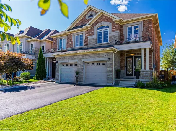8 Summerberry Way, Hamilton, ON L9B 0G2