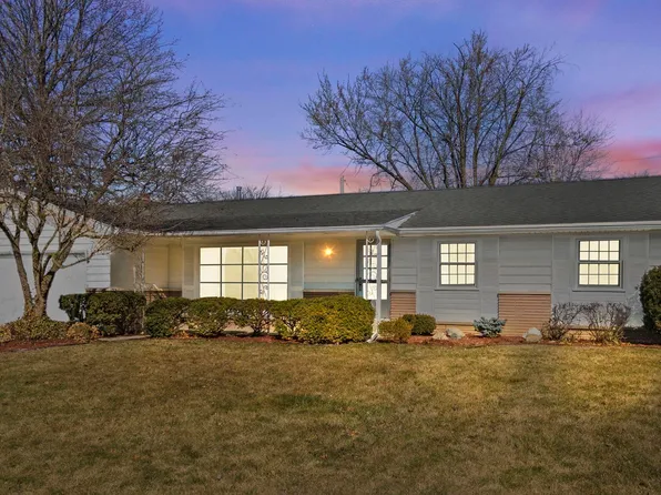 3420 Courtwood Dr, Fort Wayne, IN 46815