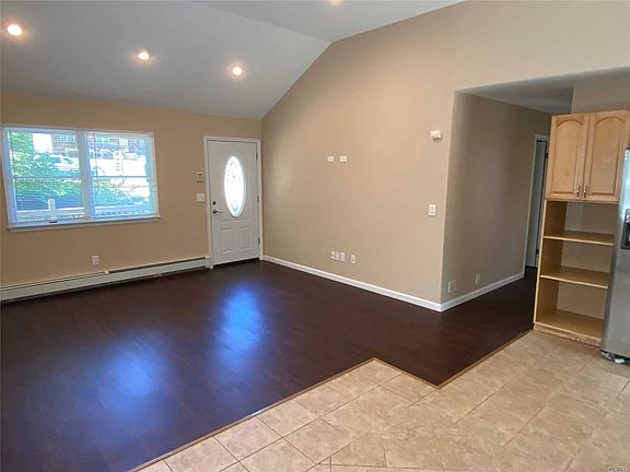 5th image of 566 Birch Hollow Dr