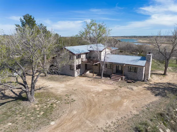 401 Ten Bears Trl, Howardwick, TX 79226