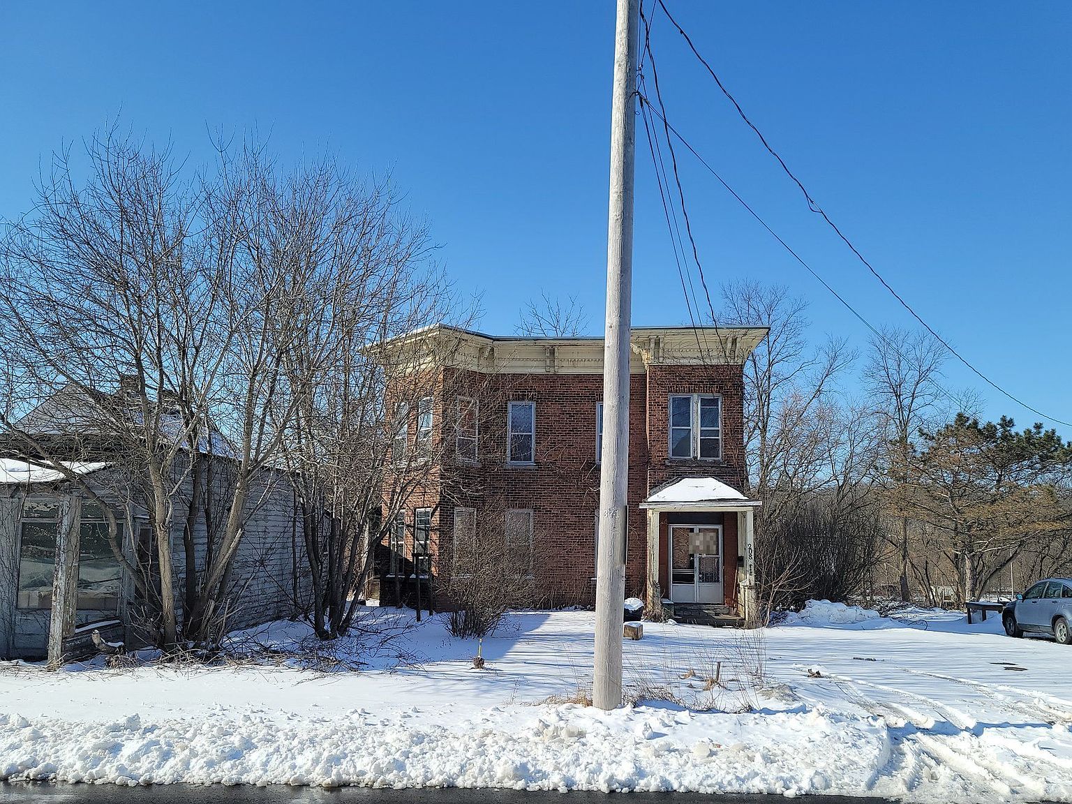 208 W Main St, Amsterdam, NY 12010 | Zillow