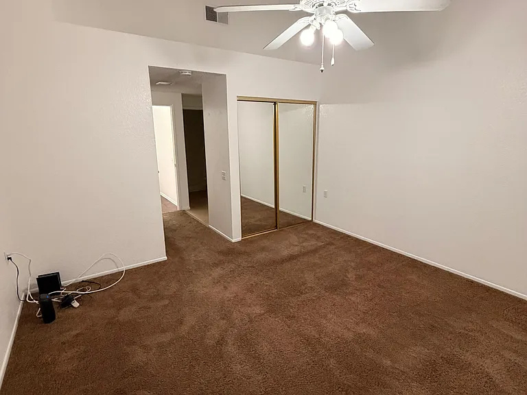 950 Countryside St — Photo 14