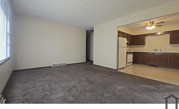 2nd image of 607 N 2nd St #2