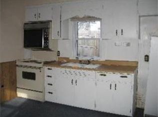515 N Main St, Cameron, MO 64429