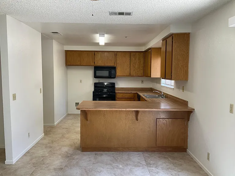 13545 Tutelo Rd #8 — Photo 6