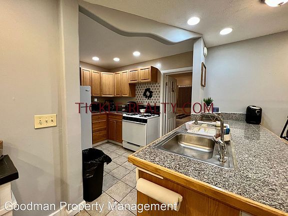 2nd image of 730 Westside Dr