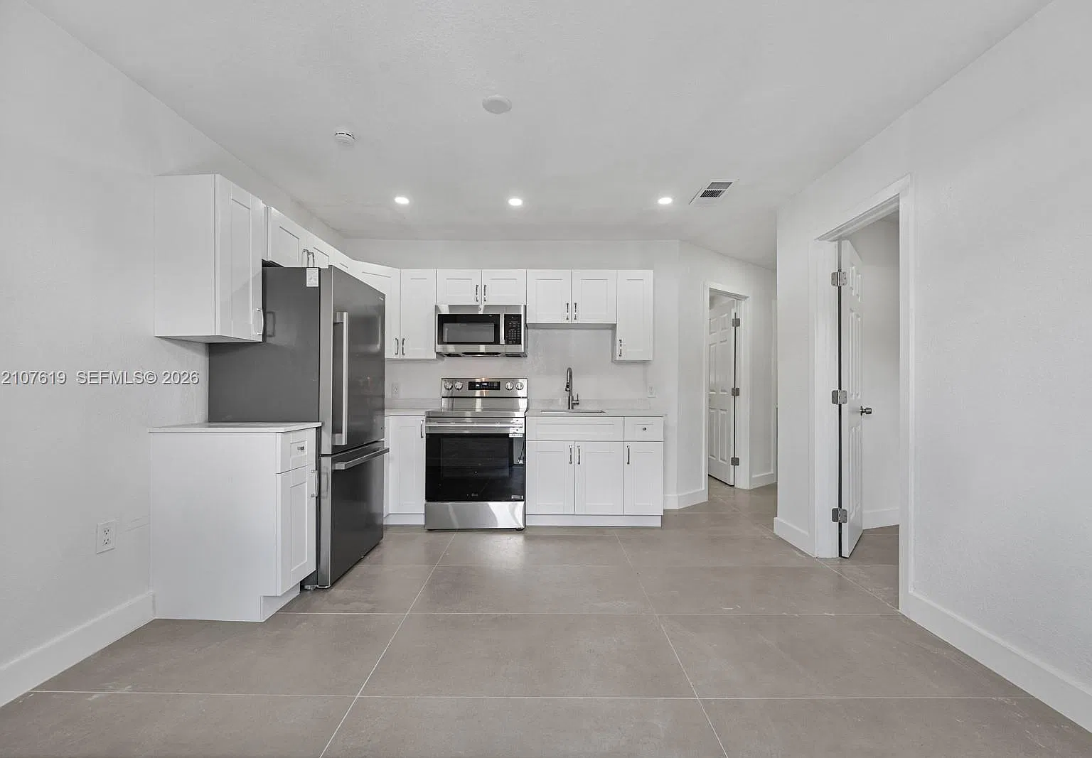 Kenwood Sub — Photo 1