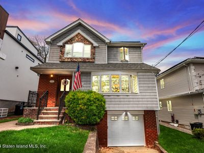 14 Holly St, Staten Island, NY, 10304
