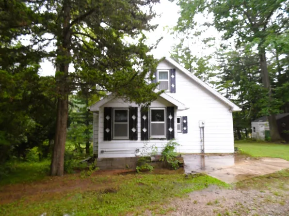 2528 Gardner St, Alger, MI 48610