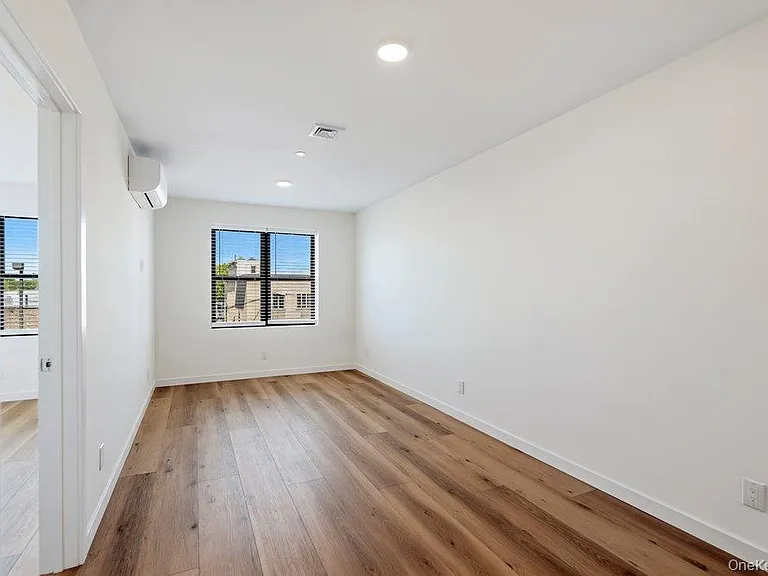 6247 60th St #3 — Photo 9