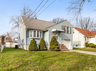 1896 Beacon St, Rahway, NJ 07065