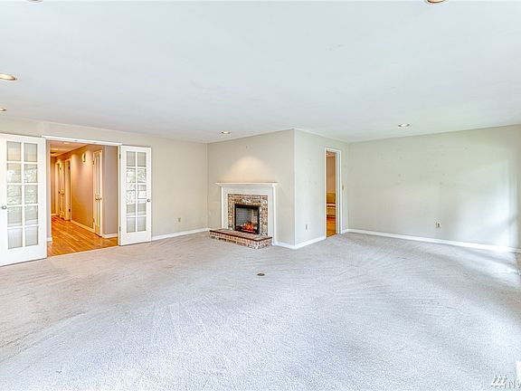 2nd image of 14805 SE 46th Pl
