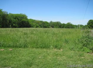 500 E 4th St, Dallas City, IL 62330