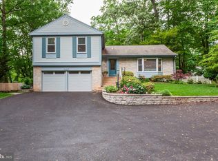 9124 Golden Ball Tavern Ct, Springfield, VA 22153