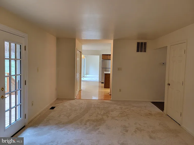 279 Terrie Dr — Photo 14