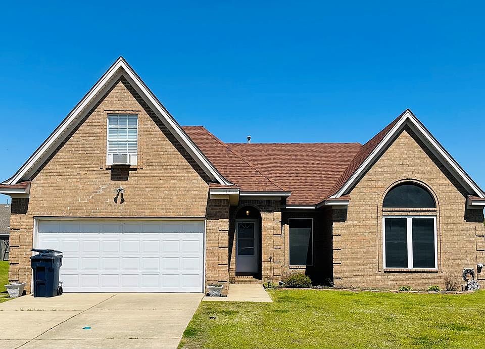 1st image of 813 Bayou Vista Dr