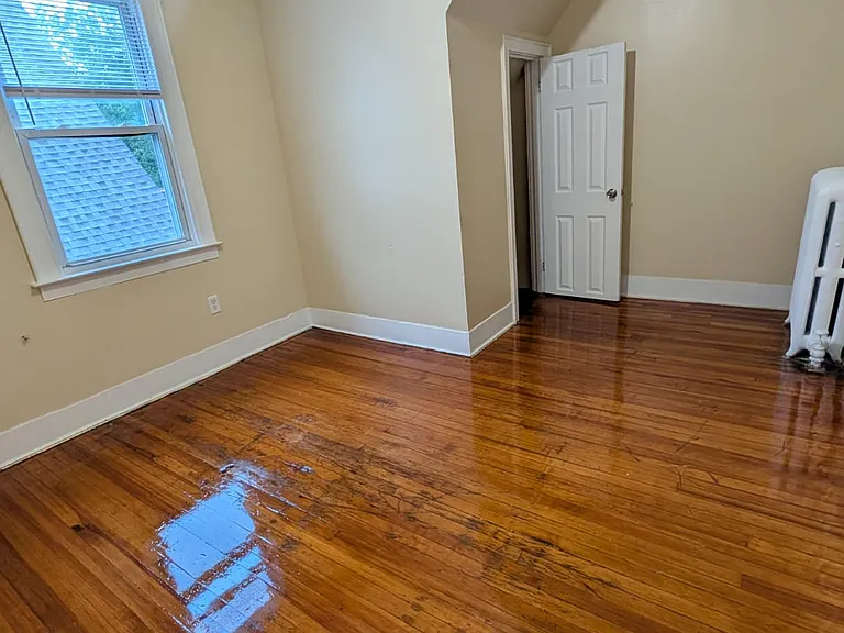73 Willis St #3 — Photo 4