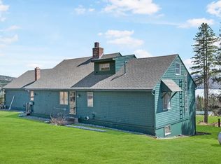 73 The Tarns Rd, Pittsburg, NH 03592