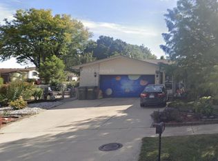 5072 Chadbourne Dr, Sterling Heights, MI 48310