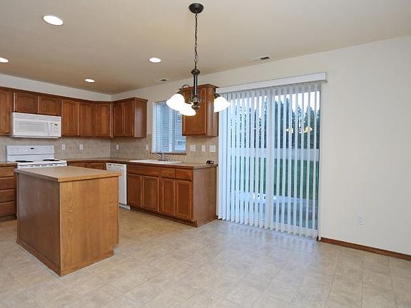 5th image of 3610 S Old Schafer Ln