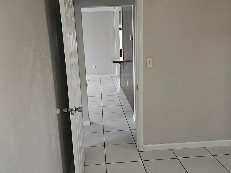 2922 Shore Dr — Photo 29