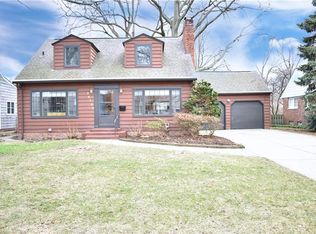 26705 Russell Rd, Bay Village, OH 44140