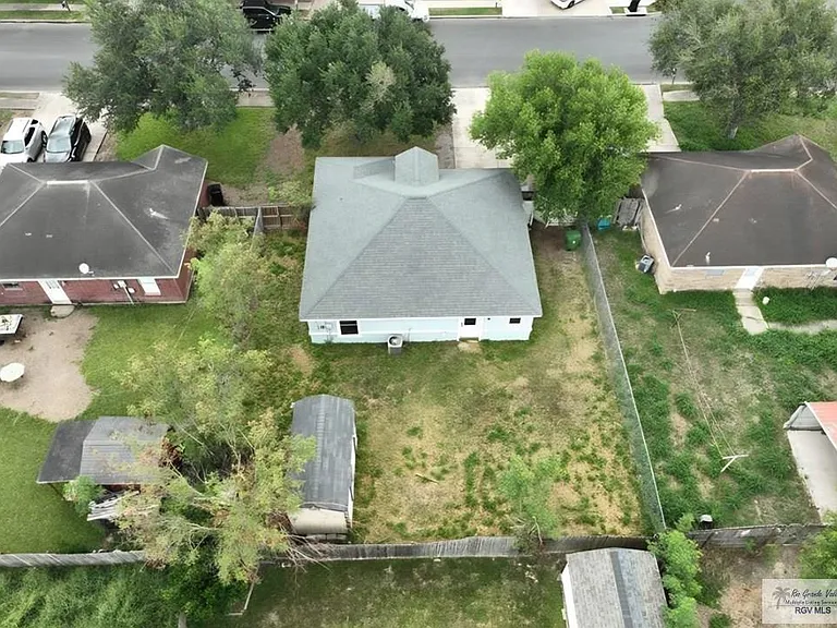 4014 Aggassi Dr — Photo 11