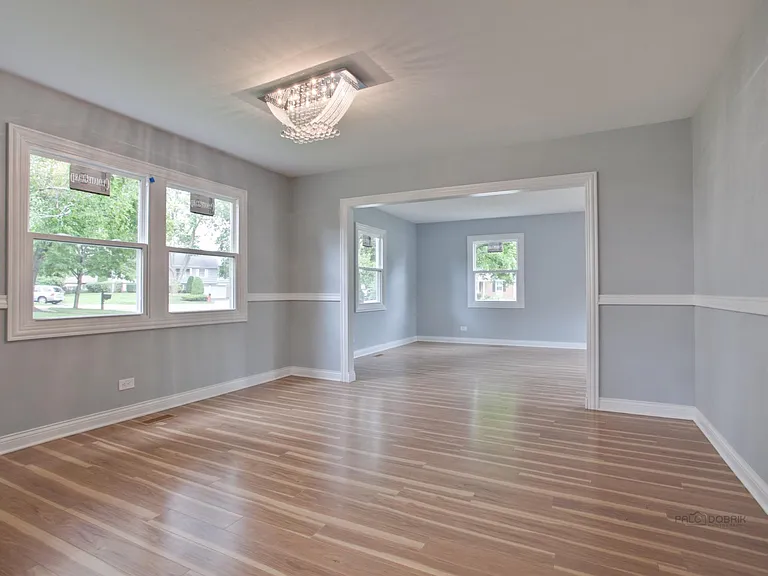 8 Bernard Ct — Photo 4