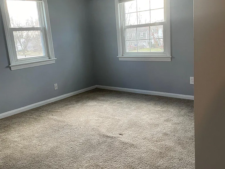 7083 Parma Park Blvd — Photo 12
