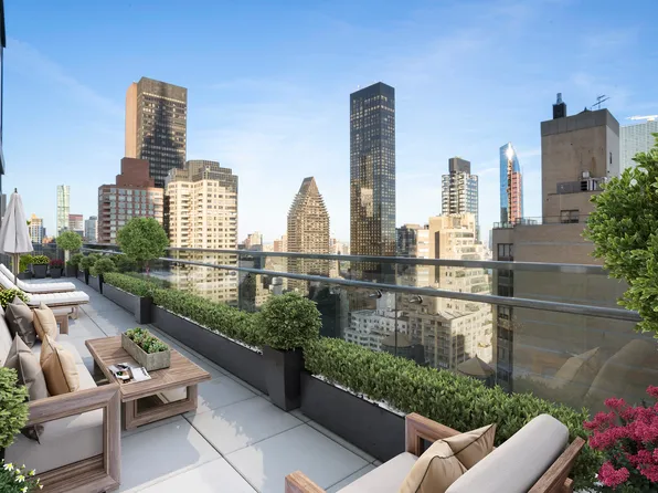 219 East 44th Street image 1 of 12