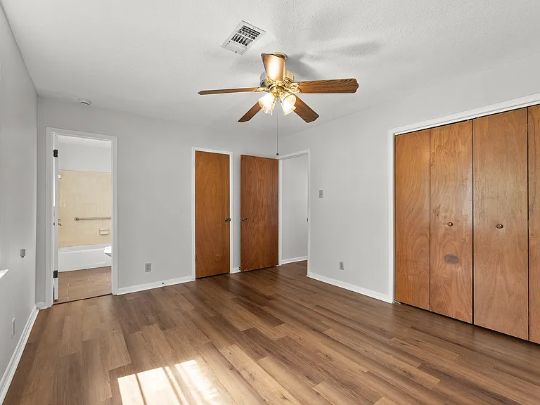 717 Cedar Bayou Rd #7 — Photo 16