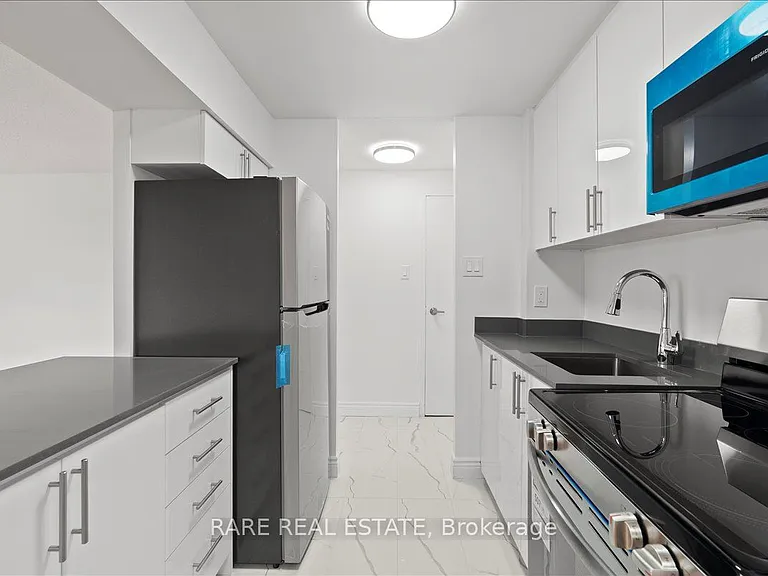 7555 Goreway Dr #139 — Photo 2