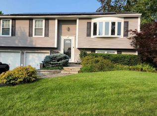 6 Scarborough Pl, Harriman, NY 10926