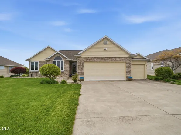 18835 Olympic Dr, Findlay, OH 45840