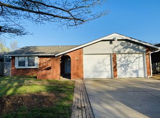 625 Holly Hill Rd, Edmond, OK 73003