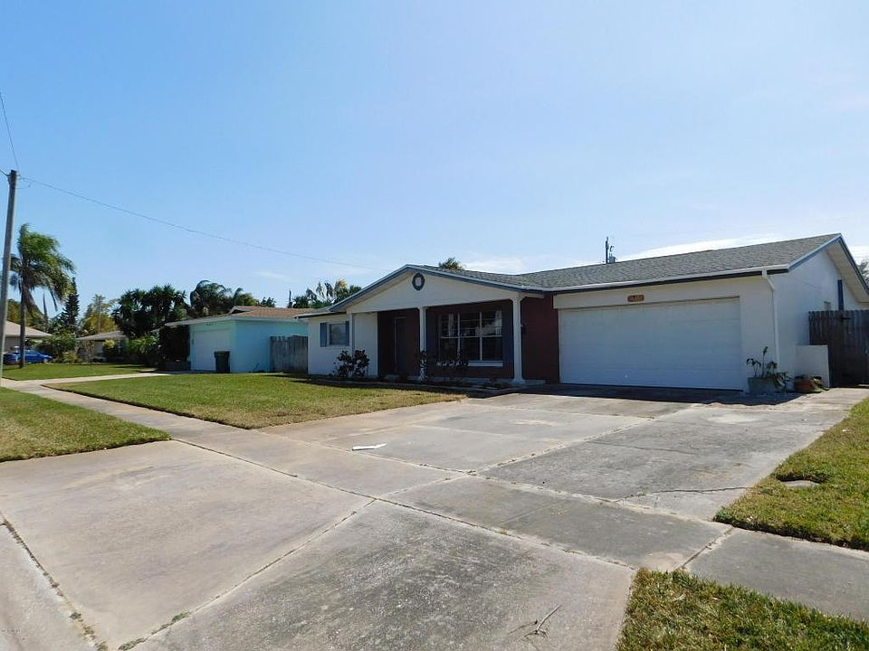 1st image of 955 Flotilla Club Dr