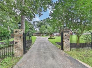 11903 Dermott Dr, Houston, TX 77065