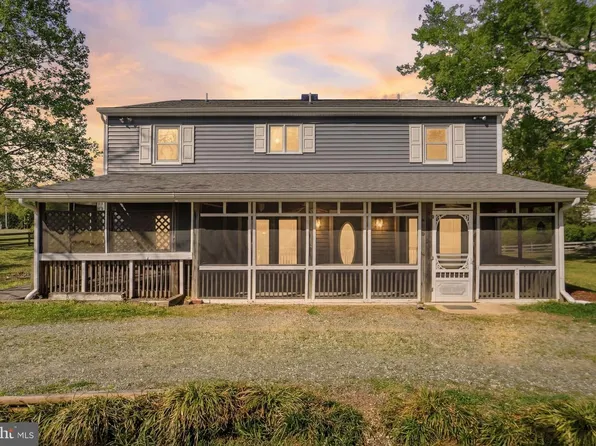 419 Bull Creek Dr, Lancaster, VA 22503