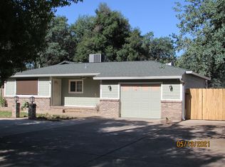 3200 Leonard St, Redding, CA 96002
